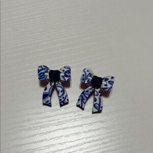 NWOT Audra Style Blue and White Bow Stud Earrings
